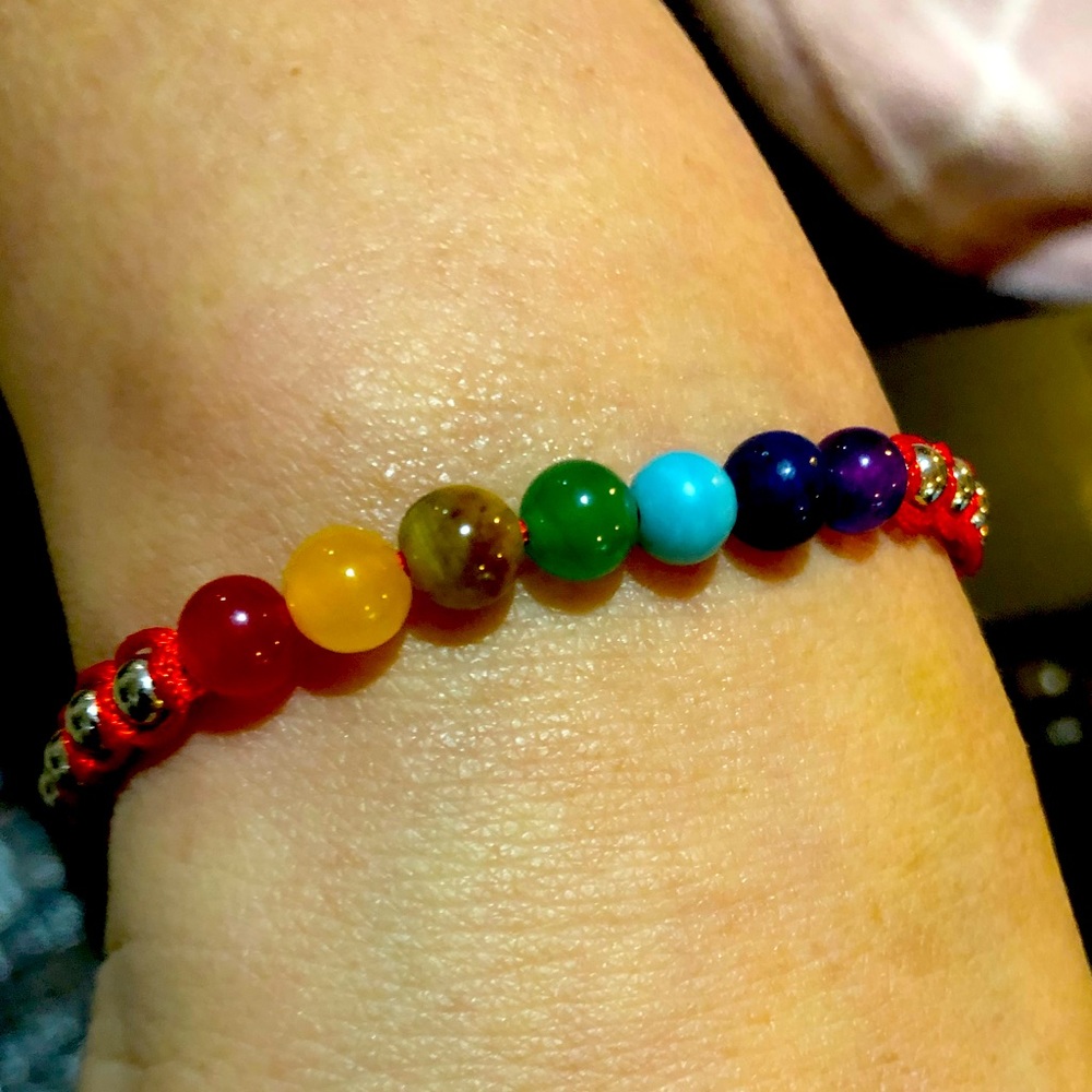 Unisex 7 chakra healing bracelet NWT